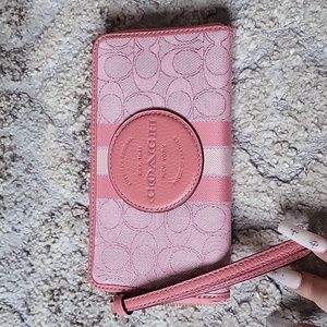 pink coach wallet